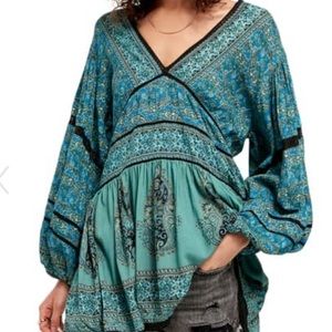 Free People Luna Scarf Print Tunic blouse